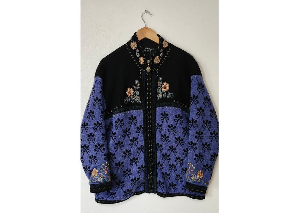 Vintage Icelandic Design Womens Wool Cardigan Jacket Large Nordic Embroidered